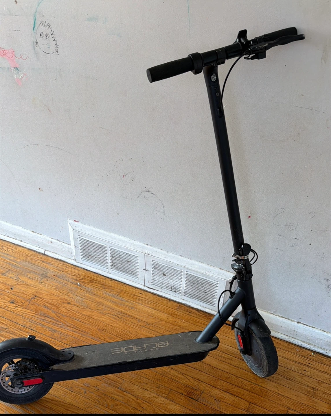 Gravity Blade Electric Scooter