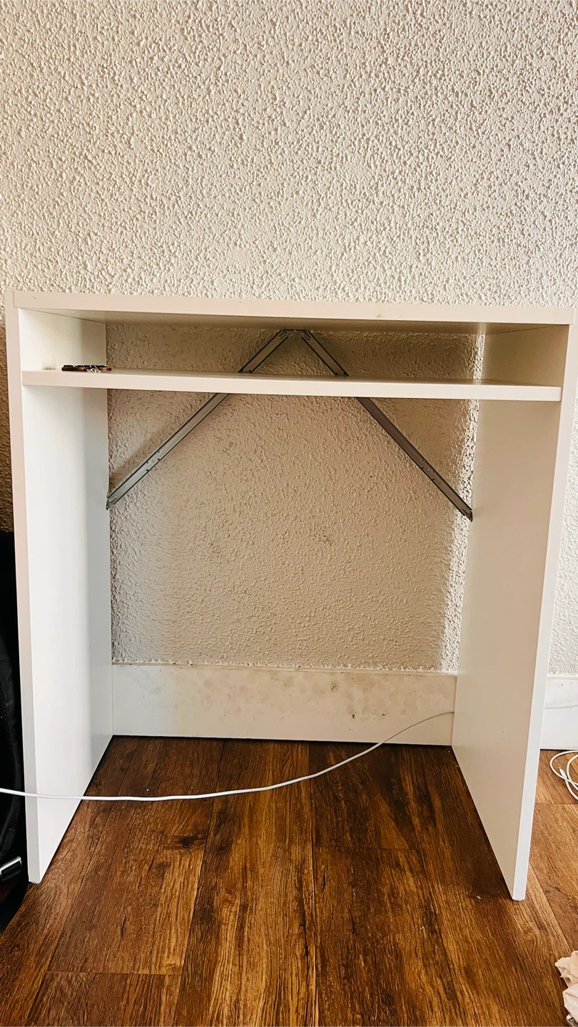 Ikea twin bedframe and desk for sale - photo 3