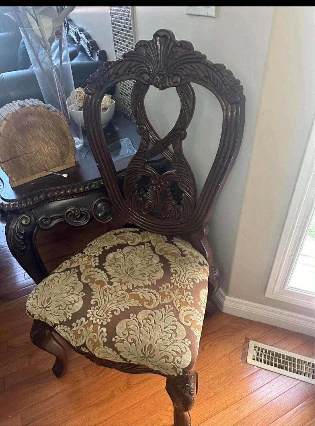 Ornate Traditional Dining Chair and Table - photo 2