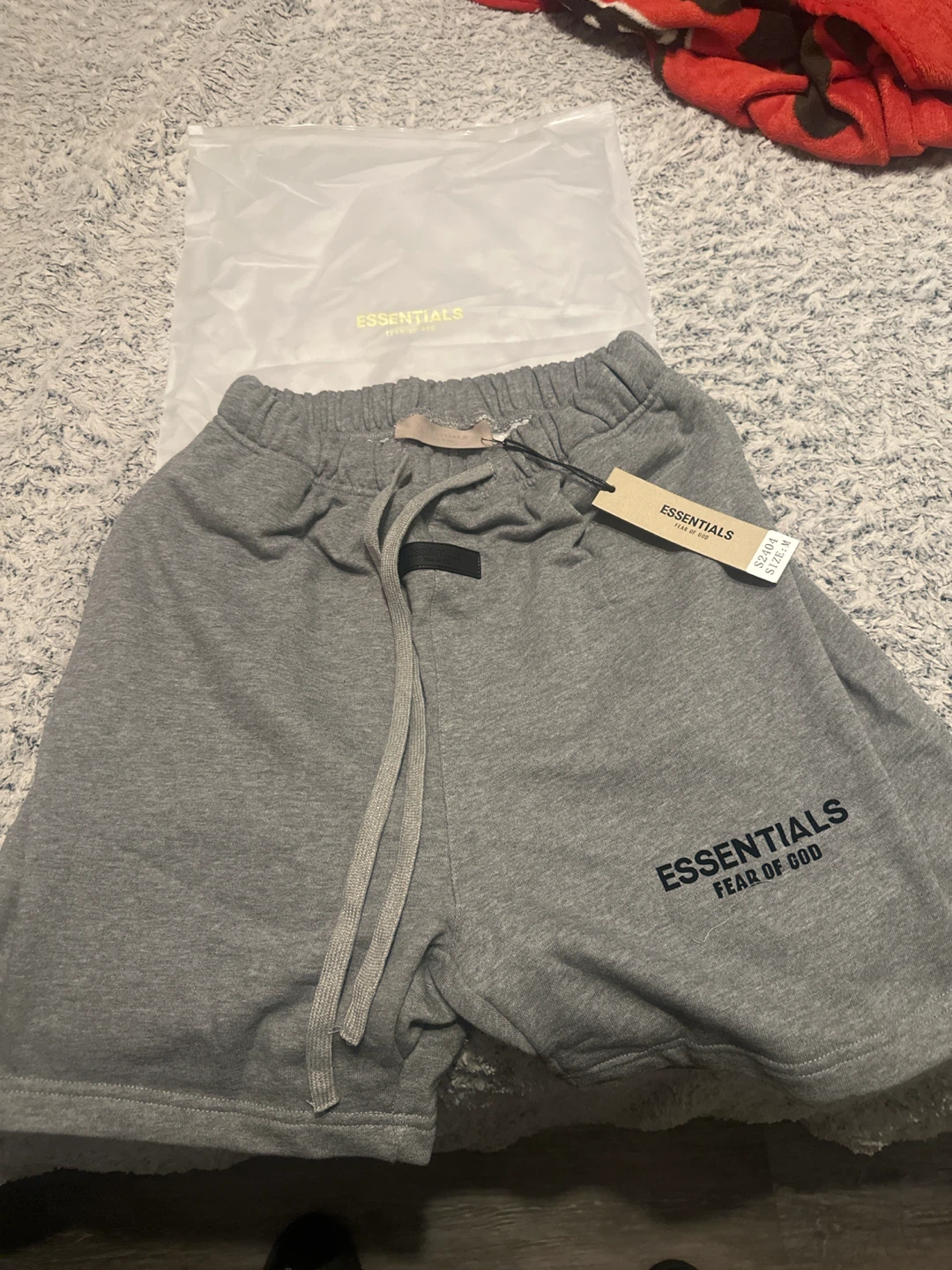 Essentials short men’s medium