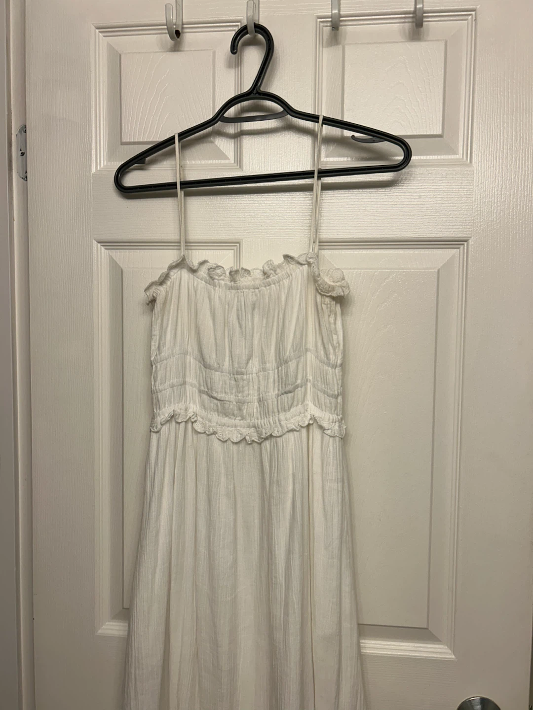 White Sleeveless Maxi Dress