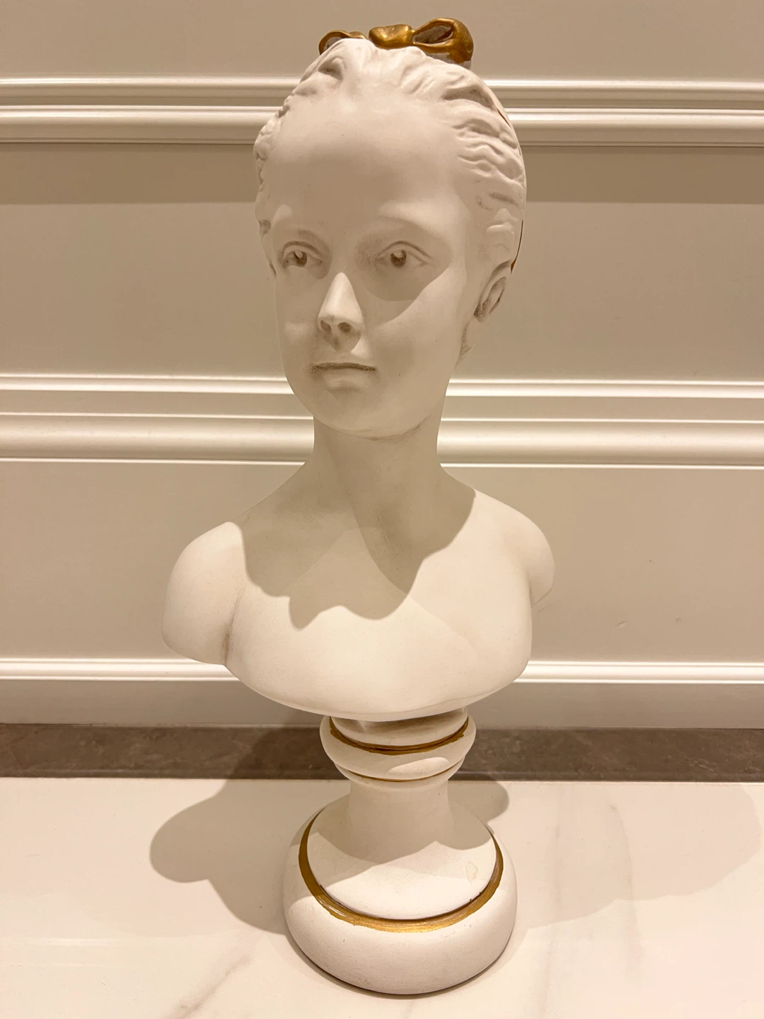 Decorative Plaster Girl Bust