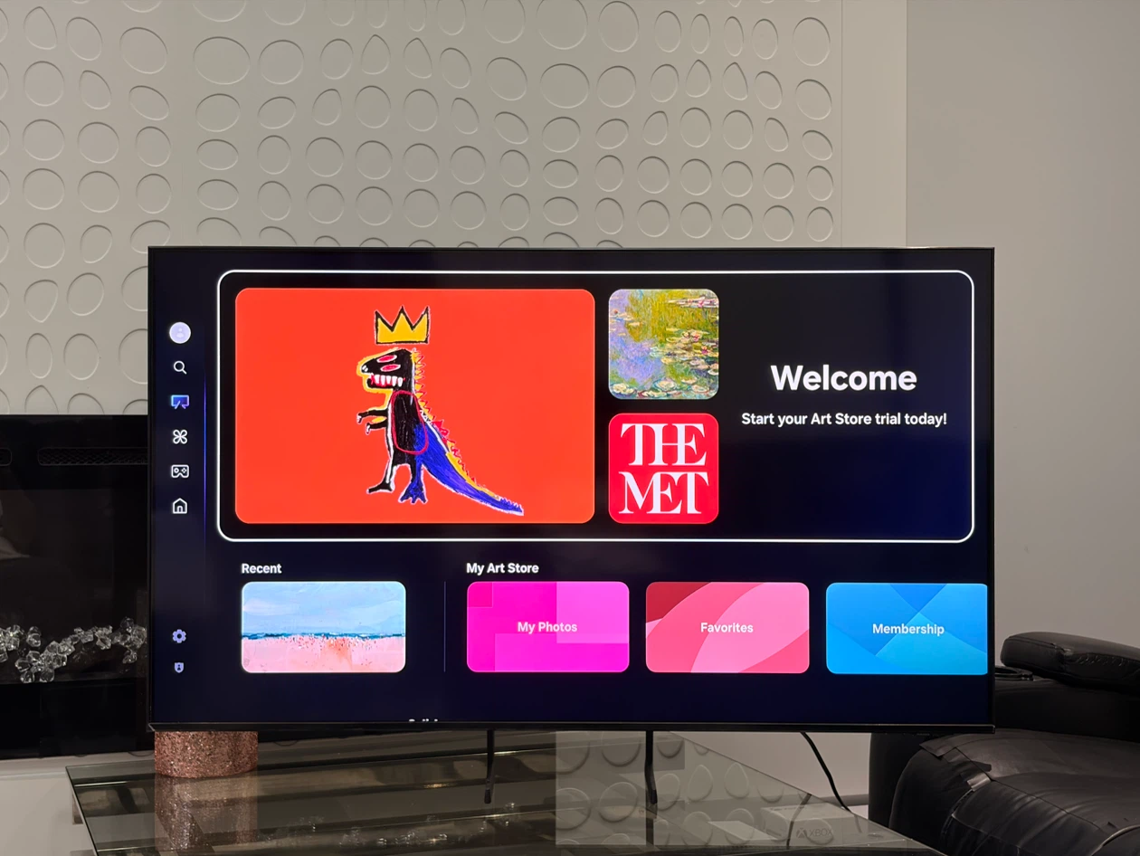Samsung 55” QLED Q7F Smart TV, Brand New, Under 1 Hour Use - photo 2