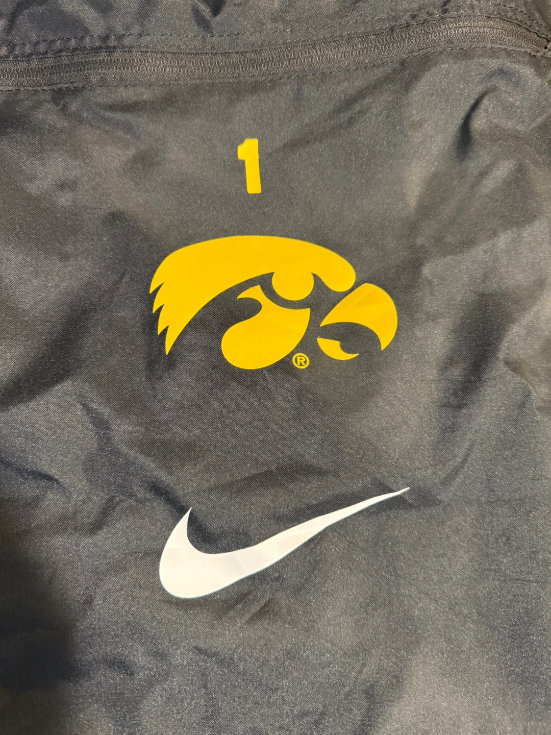 Nike Iowa Hawkeyes Drawstring Bag - photo 3