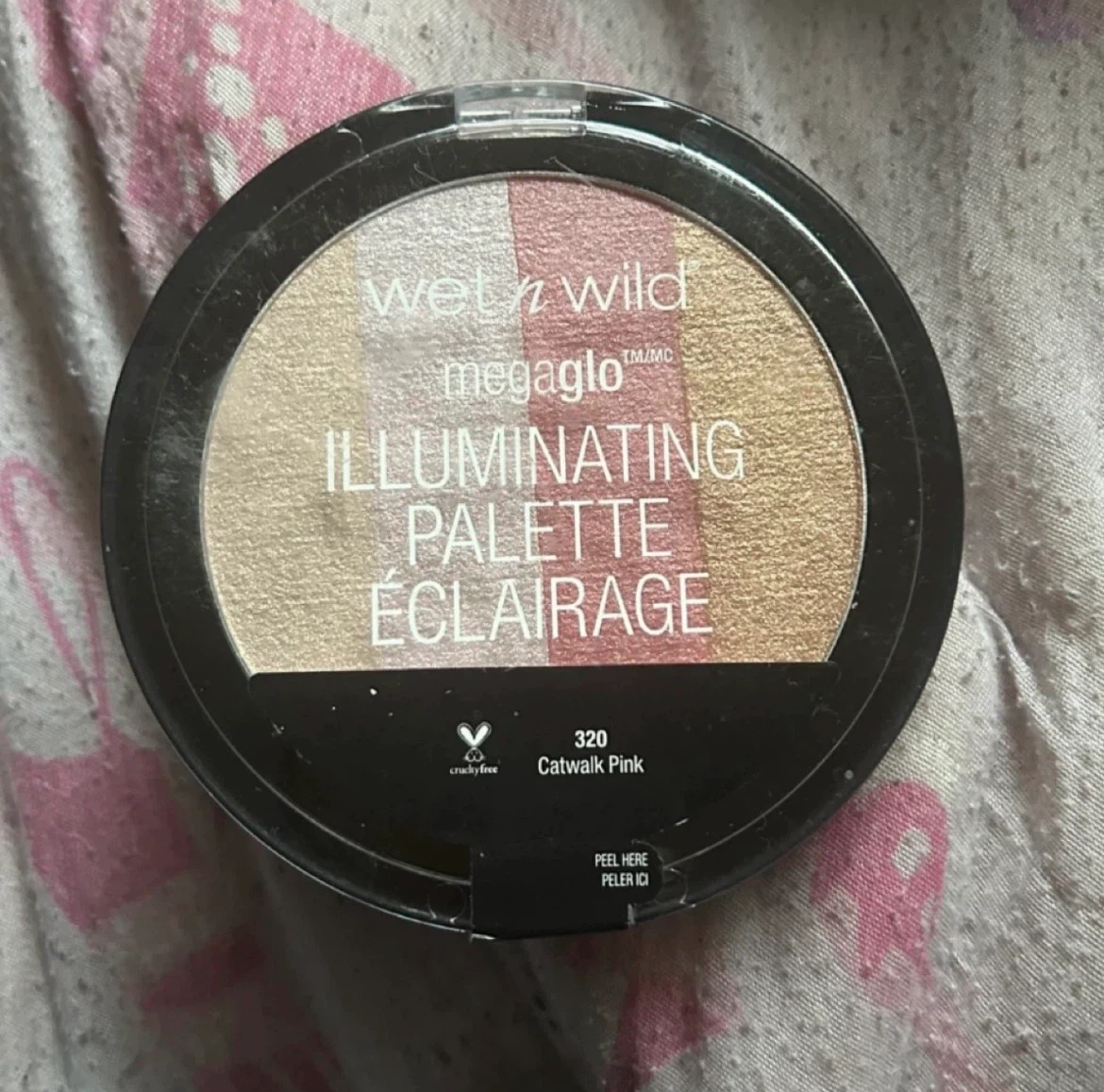 Wet n Wild Megaglo Illuminating Palette - Catwalk Pink