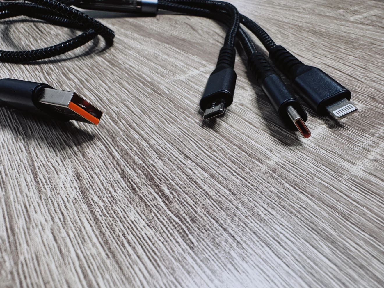 3 in 1 extreme quality multi charging cable: usb-c,. - photo 3
