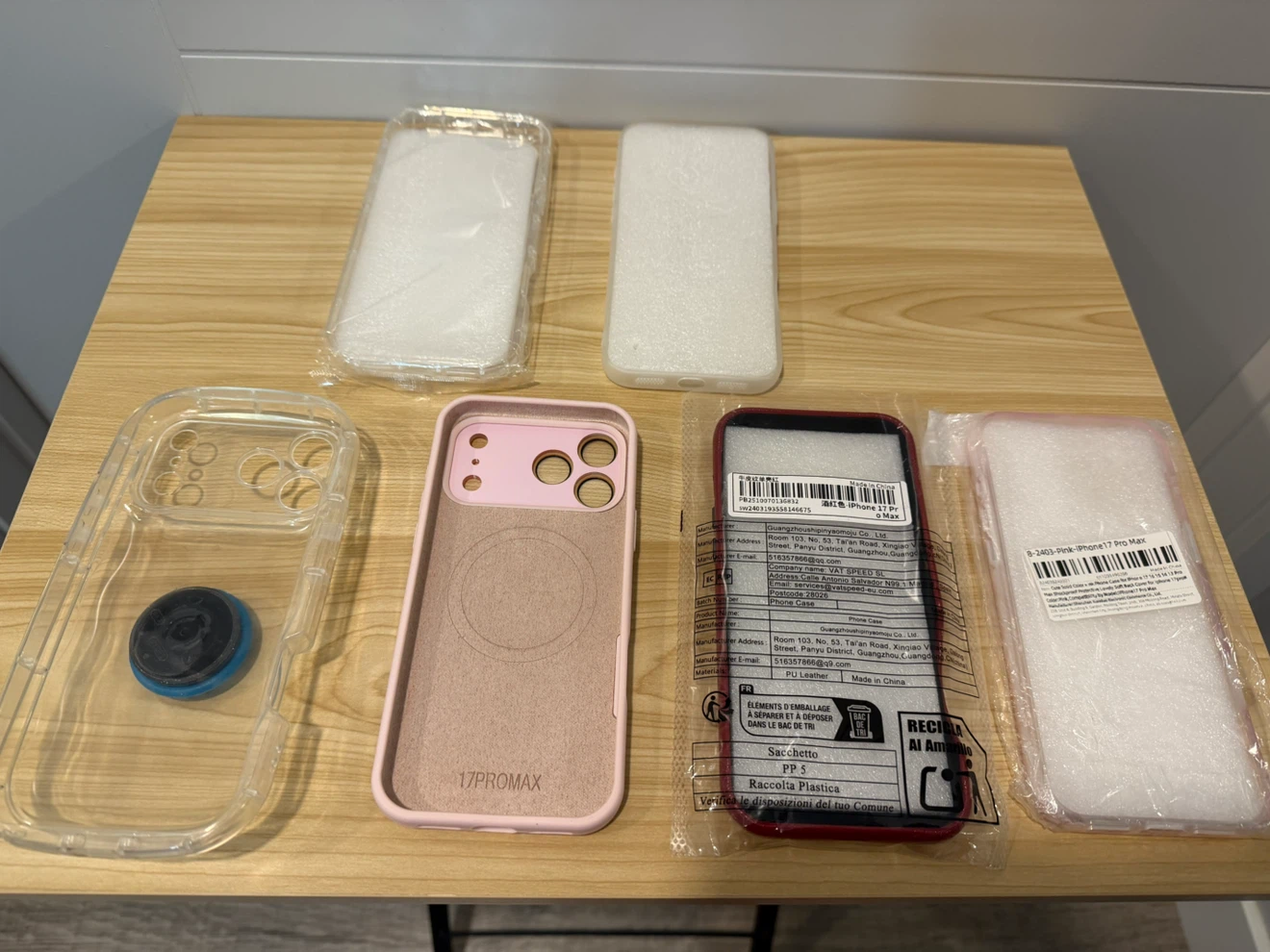 iPhone 17 Pro Max cases - photo 5