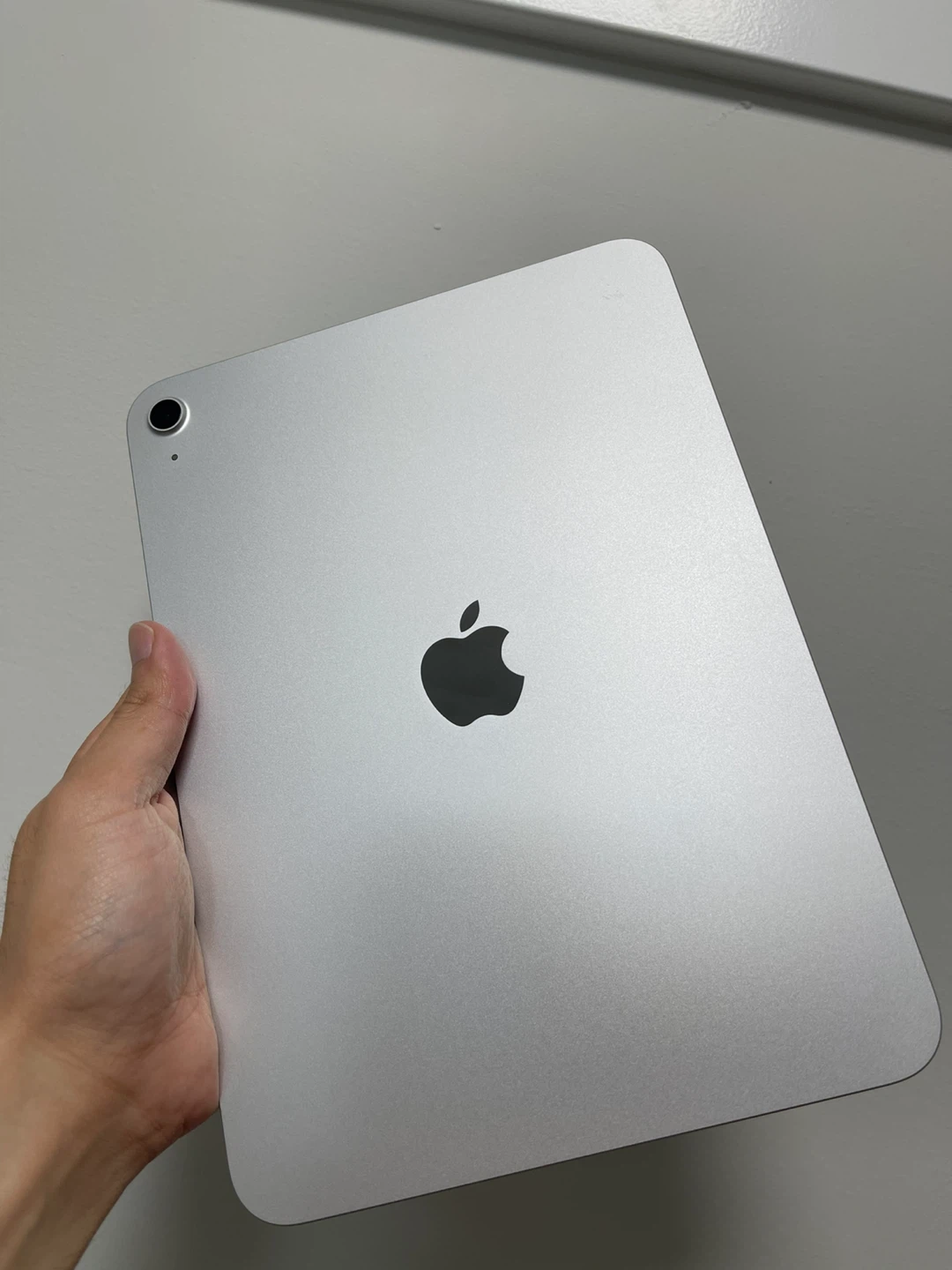 iPad 11th Gen (A16) 128GB with Pen, Case and Box - photo 3