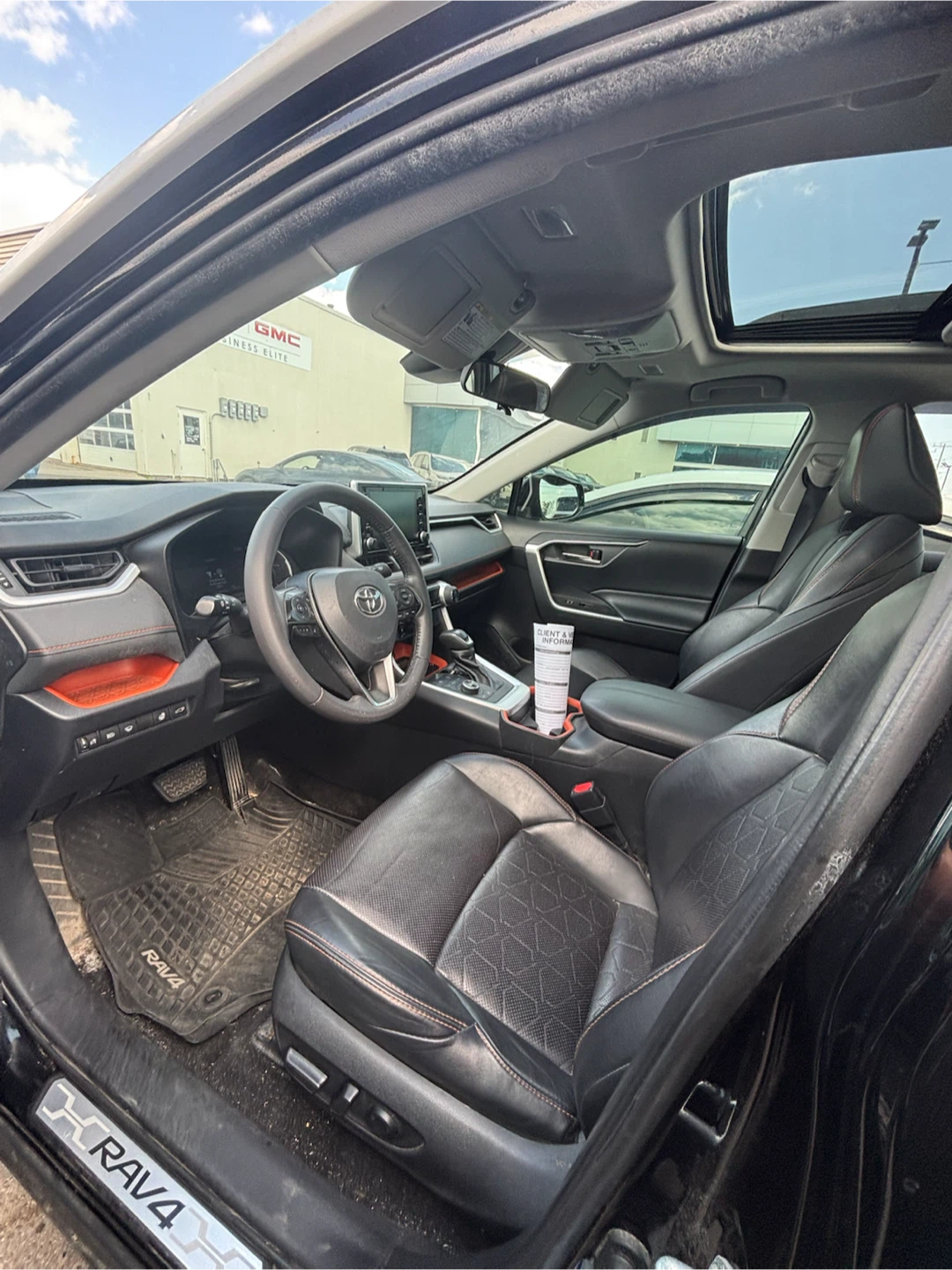 2019 Toyota  RAV4 - photo 5