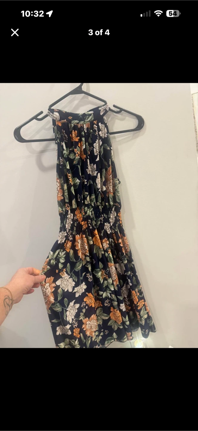 Floral Halter Neck Dress.   Size M/L - photo 3