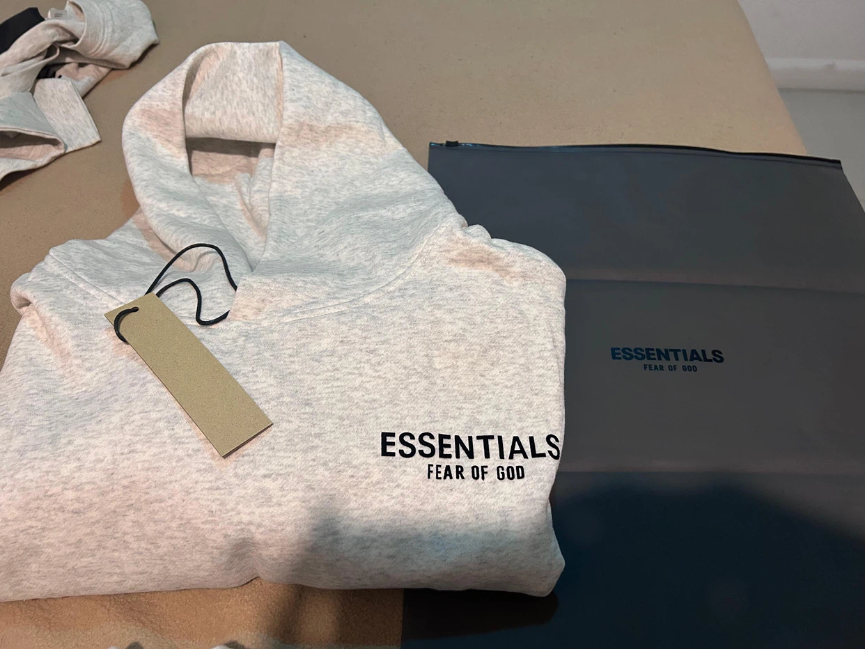 Essentials Fear of God Hoodie - photo 4