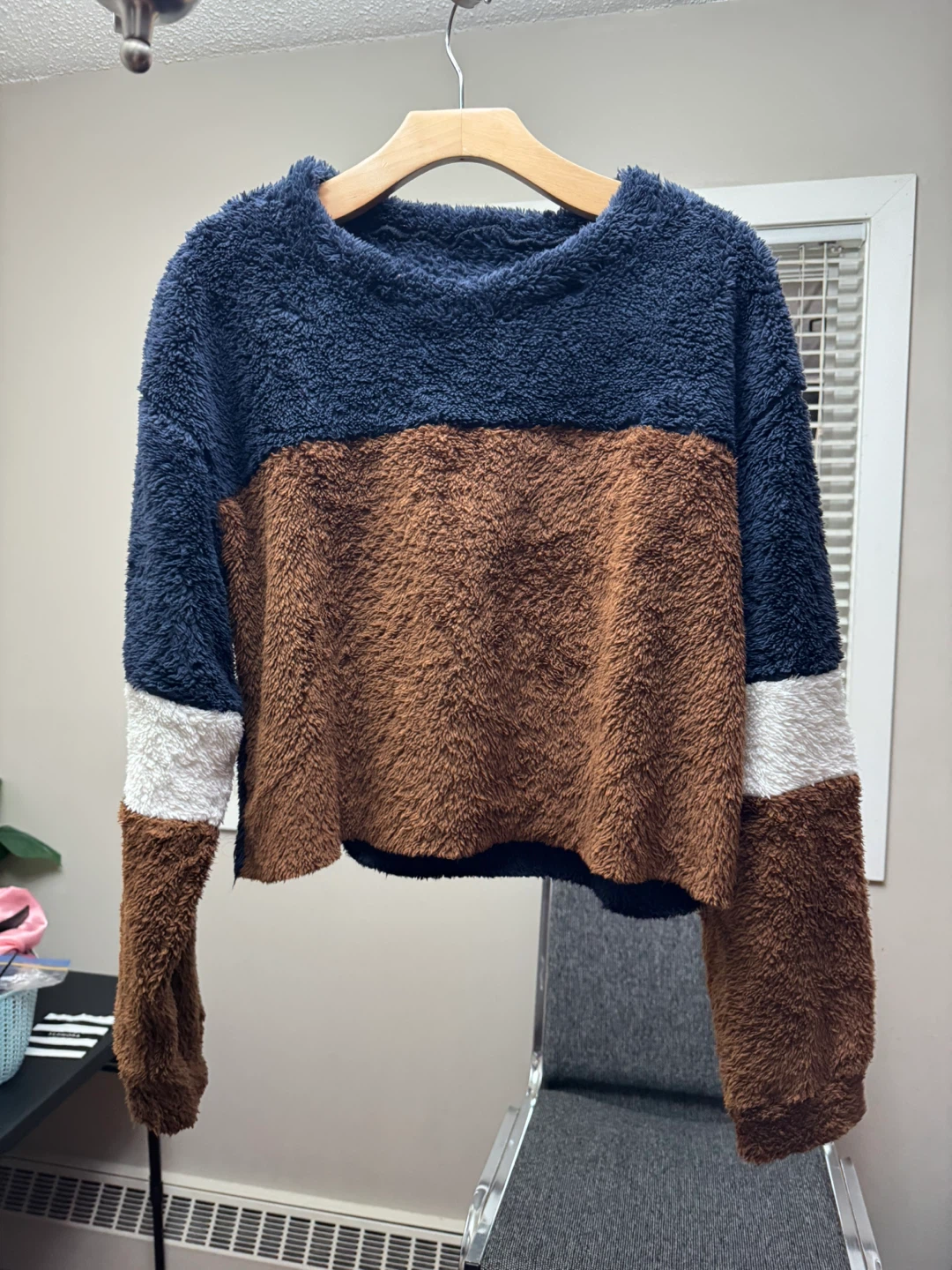 Women’s Clothing - Check Description for Price - photo 3