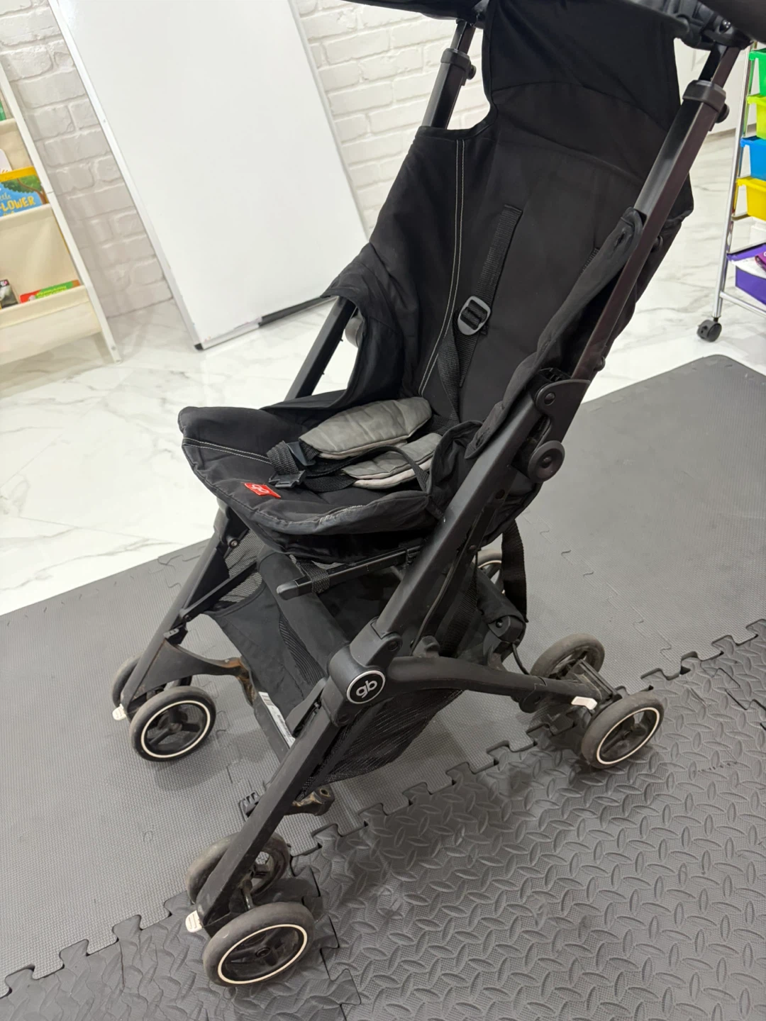 gb Pockit Stroller Black - photo 4