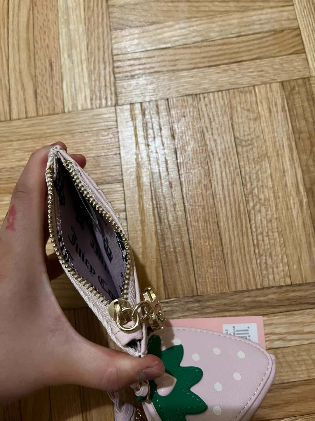Juicy Couture Strawberry Wallet & Keychain Set – New - photo 5