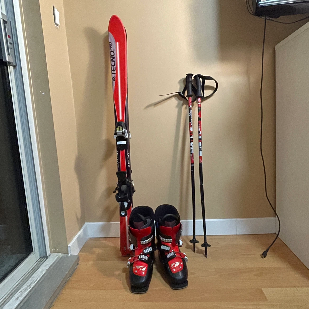 Tecno Pro Skis, Boots, and Poles Set - photo 2