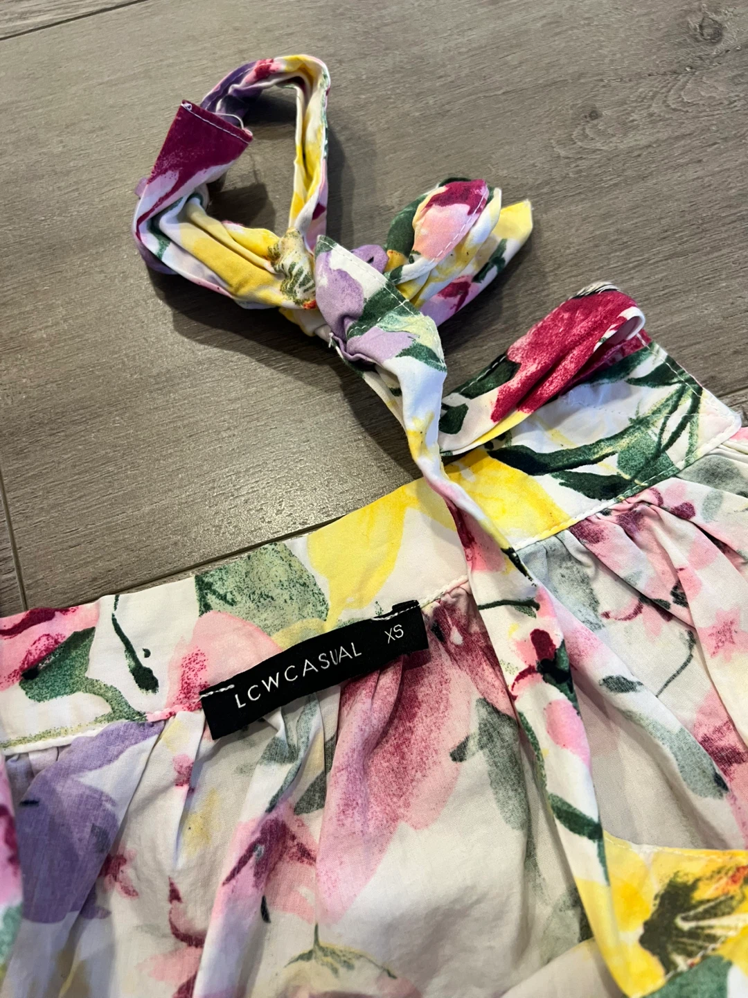 LCW Casual Floral Tie-Strap Top Size XS - photo 4