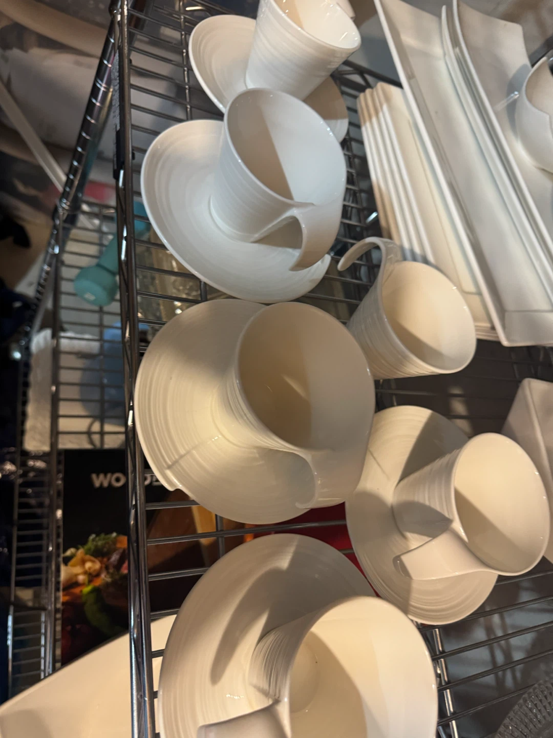 White dinnerware - photo 3