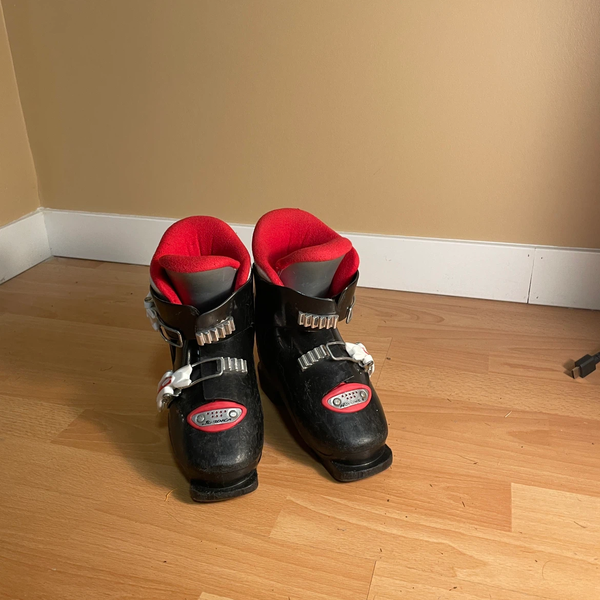 Nordica Black Ski Boots with Red Lining - photo 2