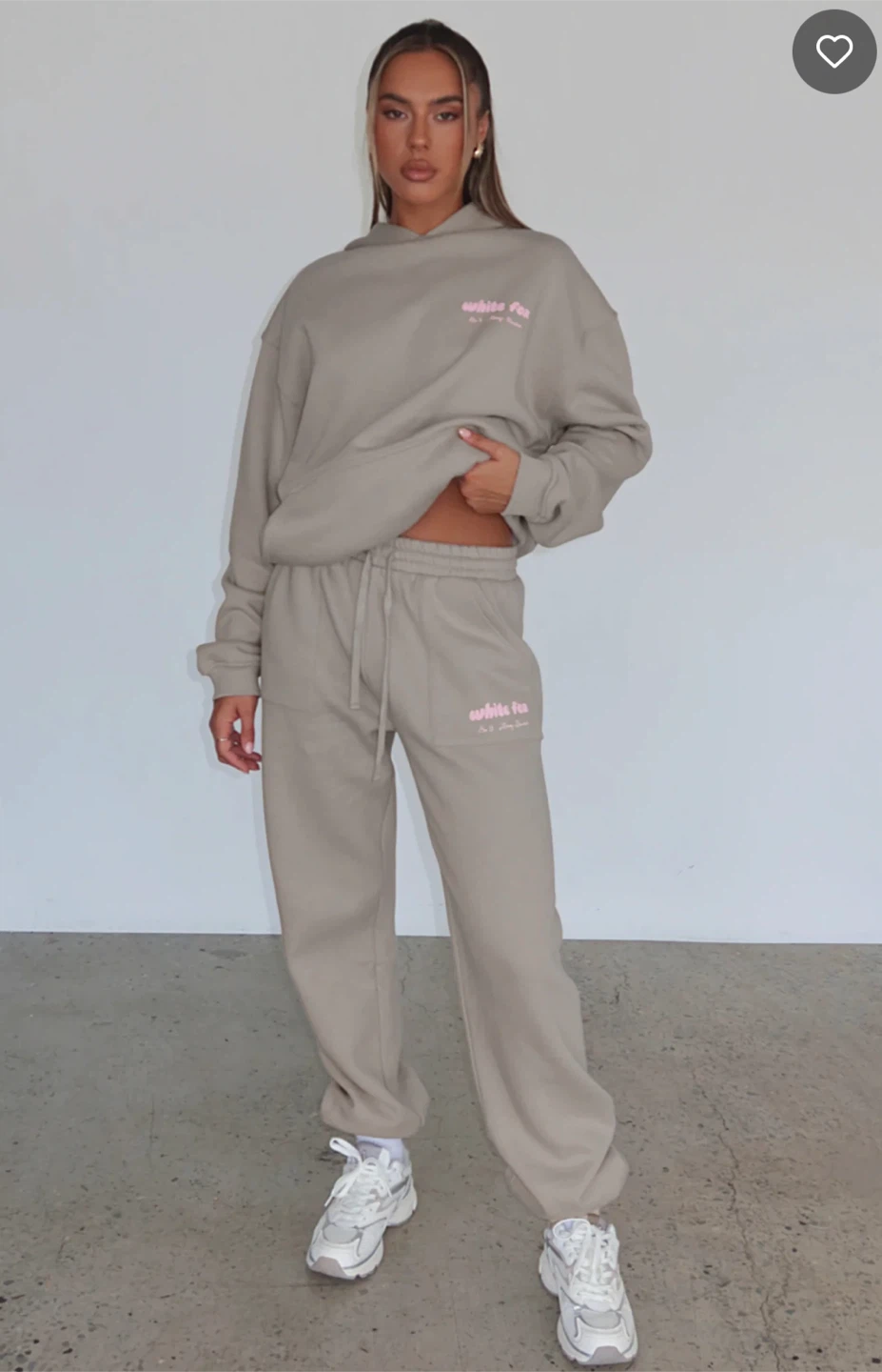 White Fox Era 8 Sweatpants Mooncake