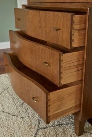 Vintage Wooden Dresser - photo 2
