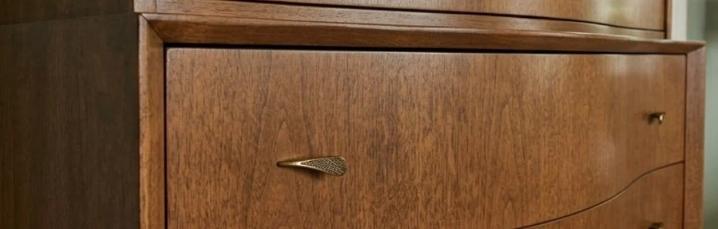 Vintage Wooden Dresser - photo 4