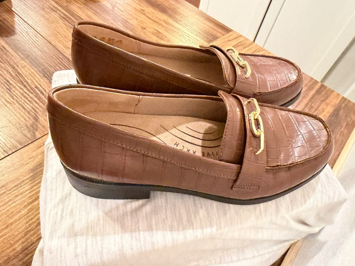 LifeStride Brown Croc Loafers Size 8W