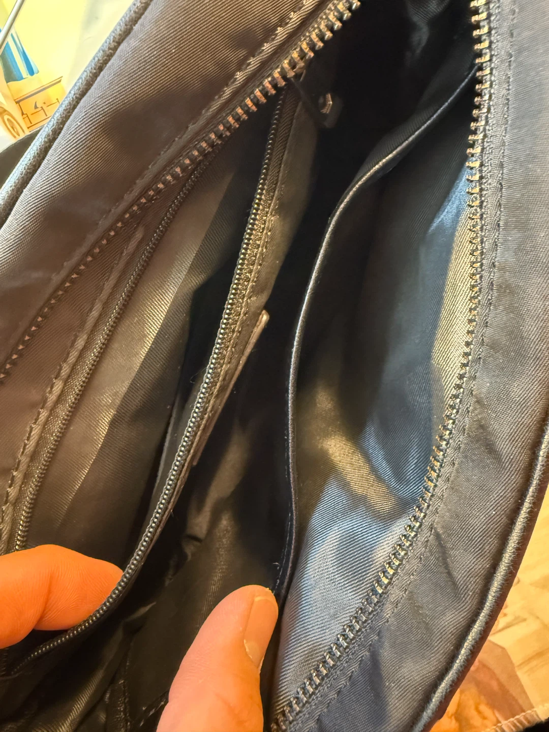 Satchi Black Crossbody Bag - photo 5