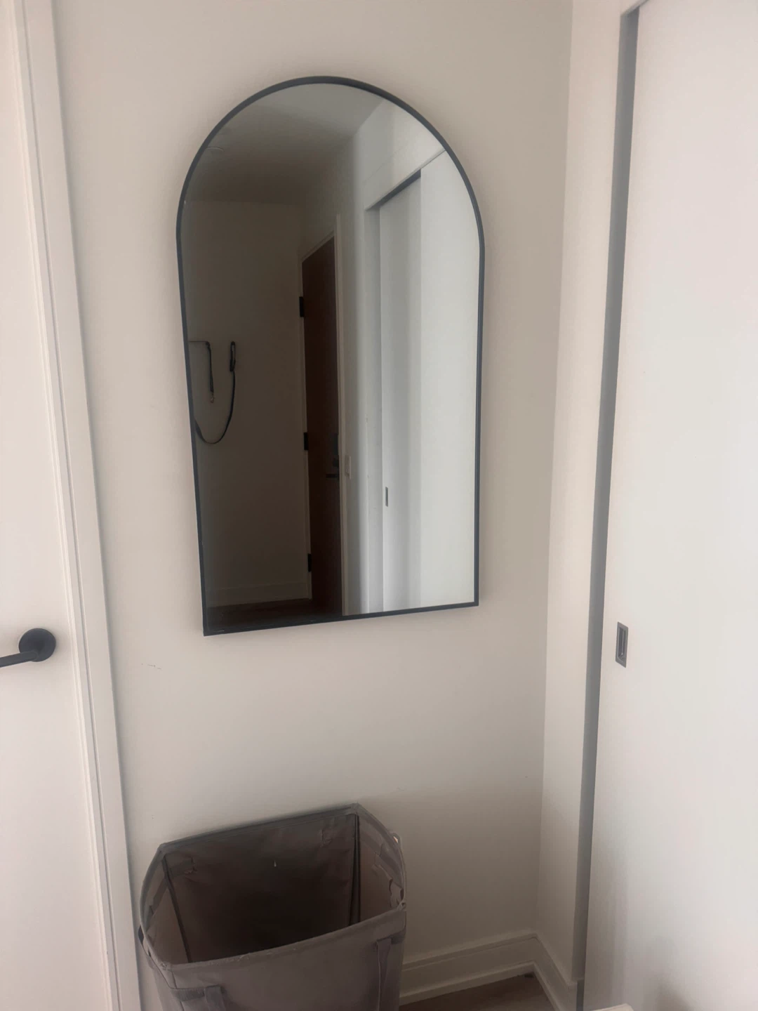 Arched Wall Mirror - photo 2