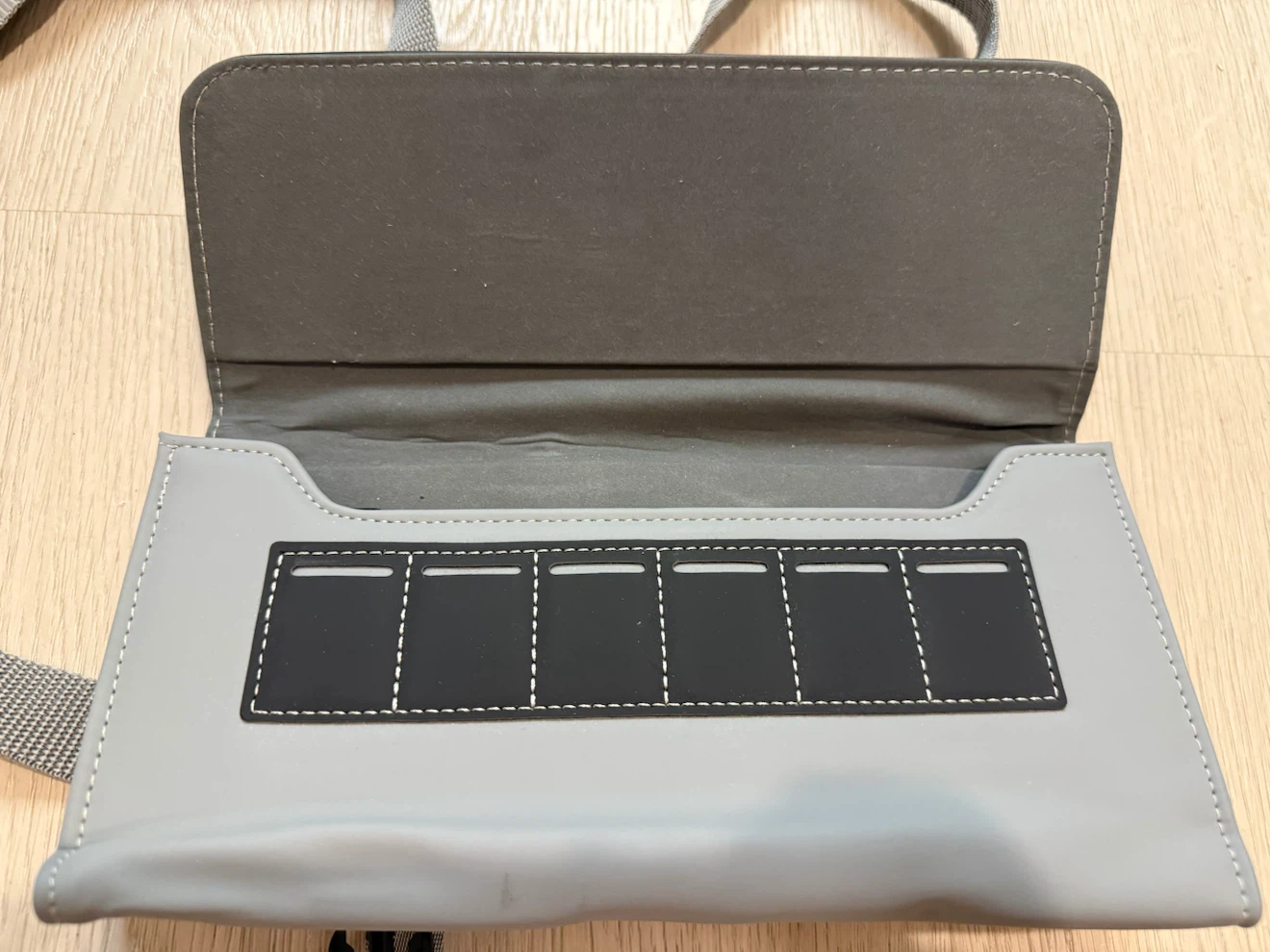 Biogenik BGK568 Crossbody Carry Case - photo 3