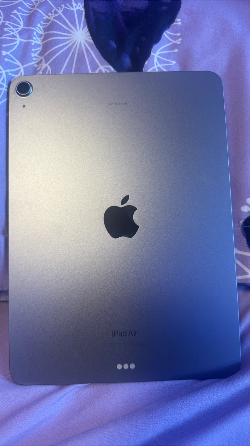 Apple iPad Air with Keyboard Case