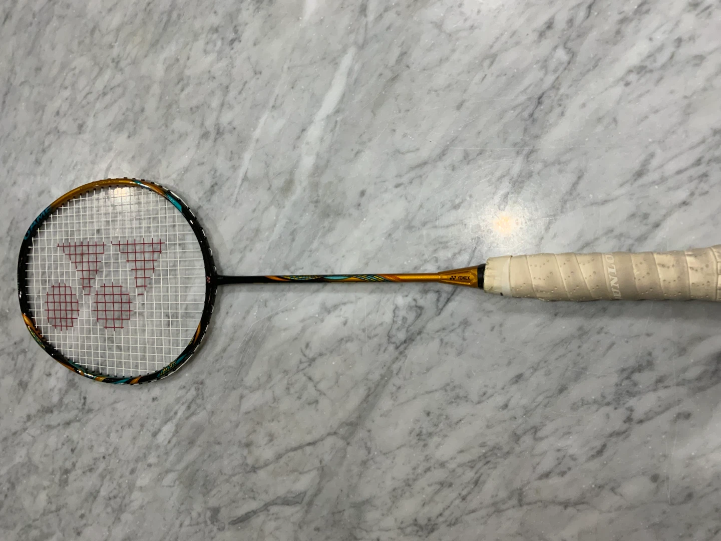 Yonex Nanomesh neo Badminton Racket