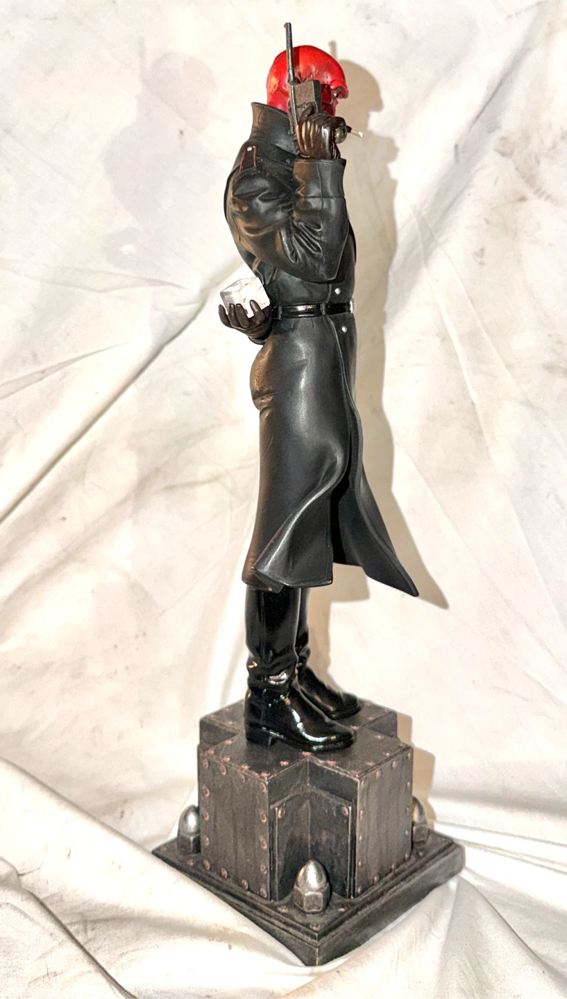Marvel Captain America Red Skull Limited Edition Statue - photo 3