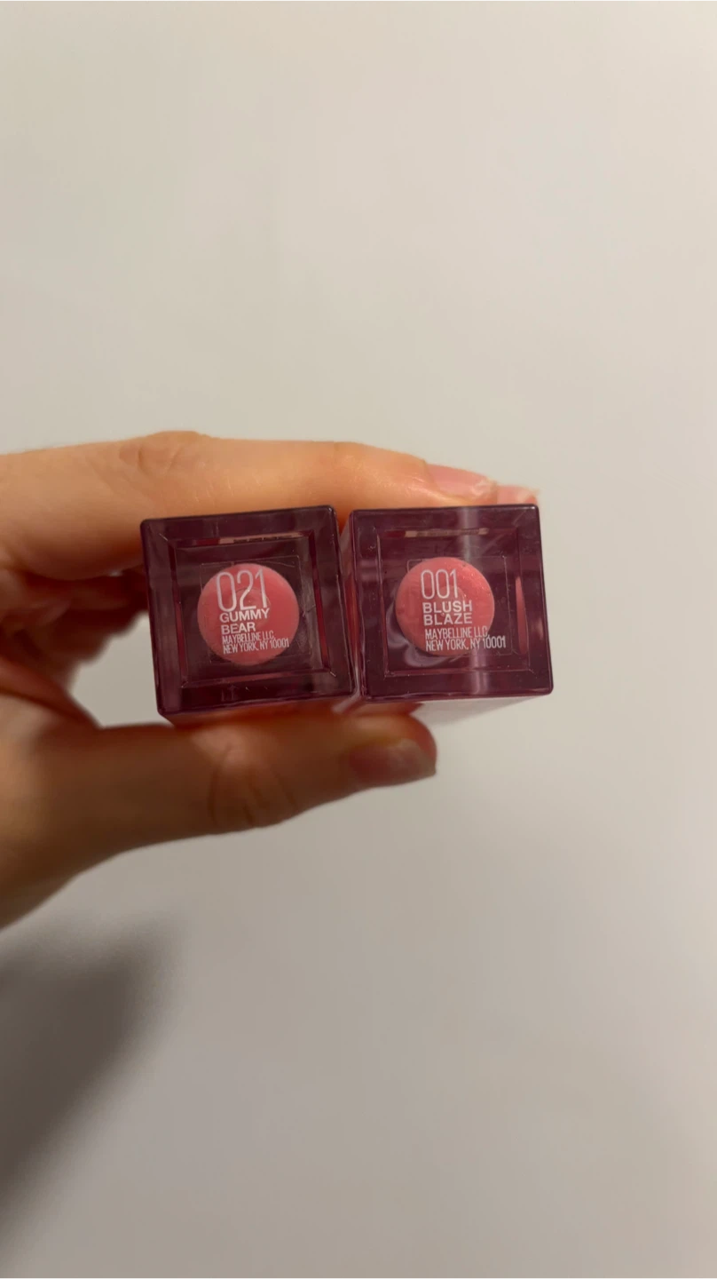 Maybelline lip Gloss - photo 2