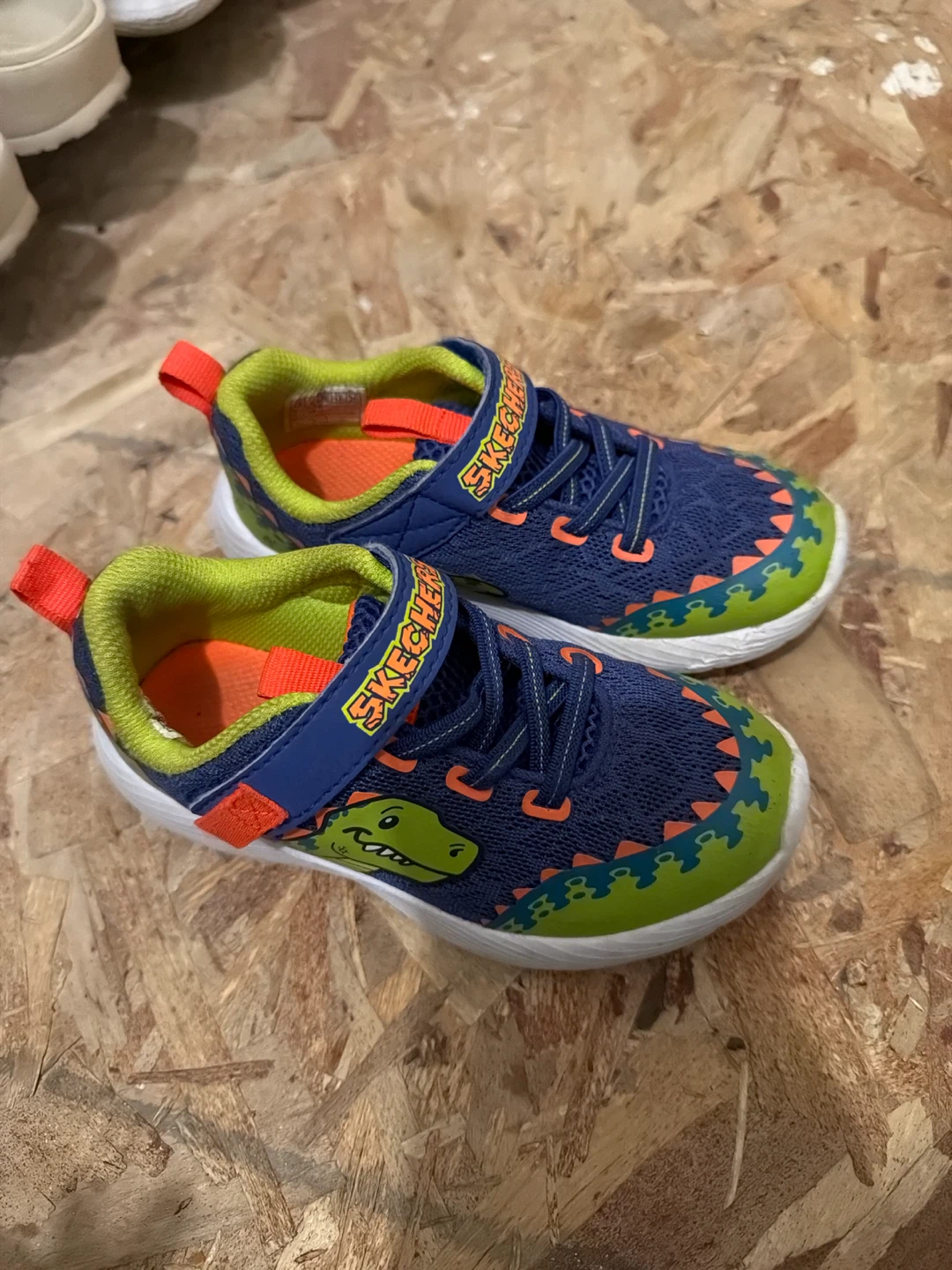 Skechers Kids Blue Dinosaur Sneakers size 10 toddler