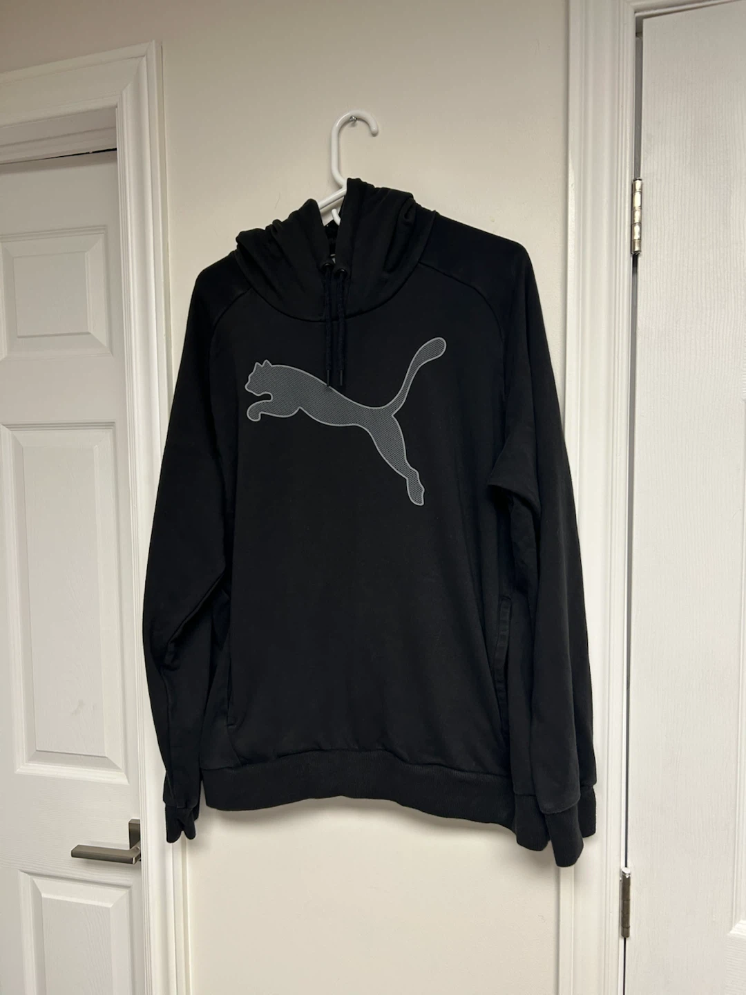 Puma Black Hoodie - Size L