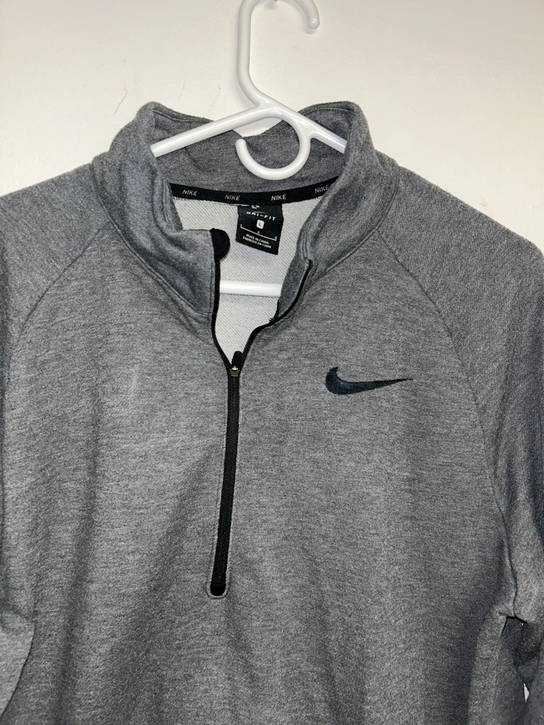 Nike Dri-FIT 1/4 Zip Pullover Men's Medium Grey - photo 4