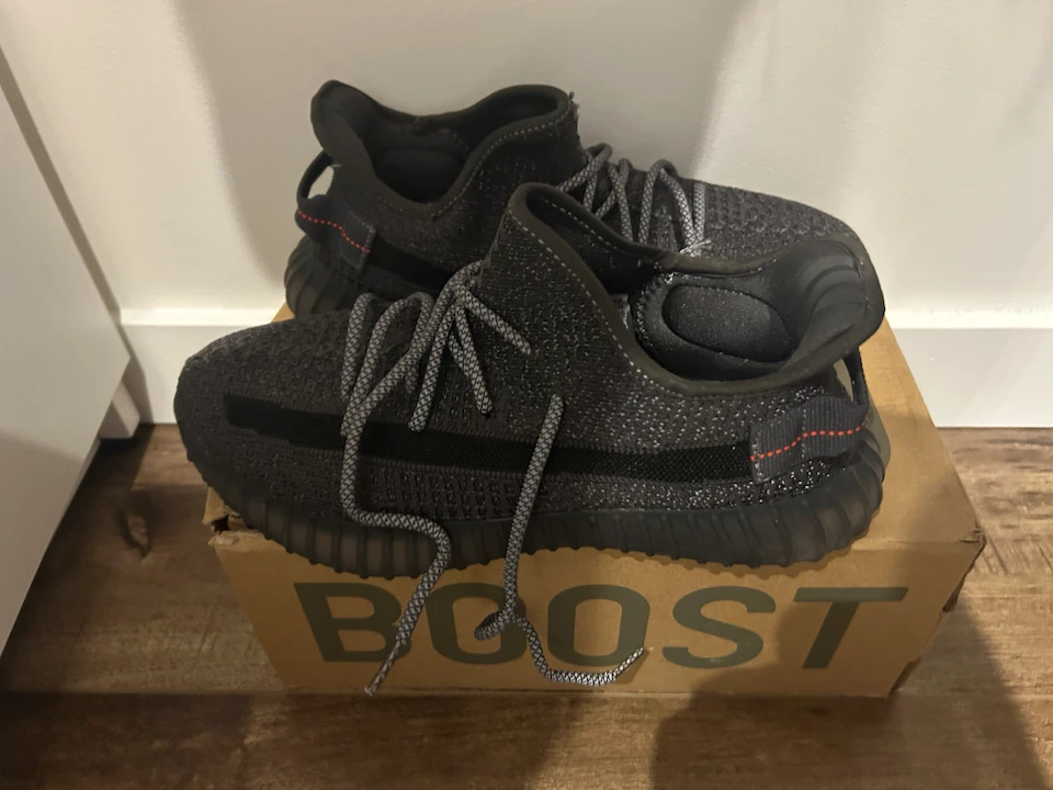 Adidas Yeezy Boost 350 V2