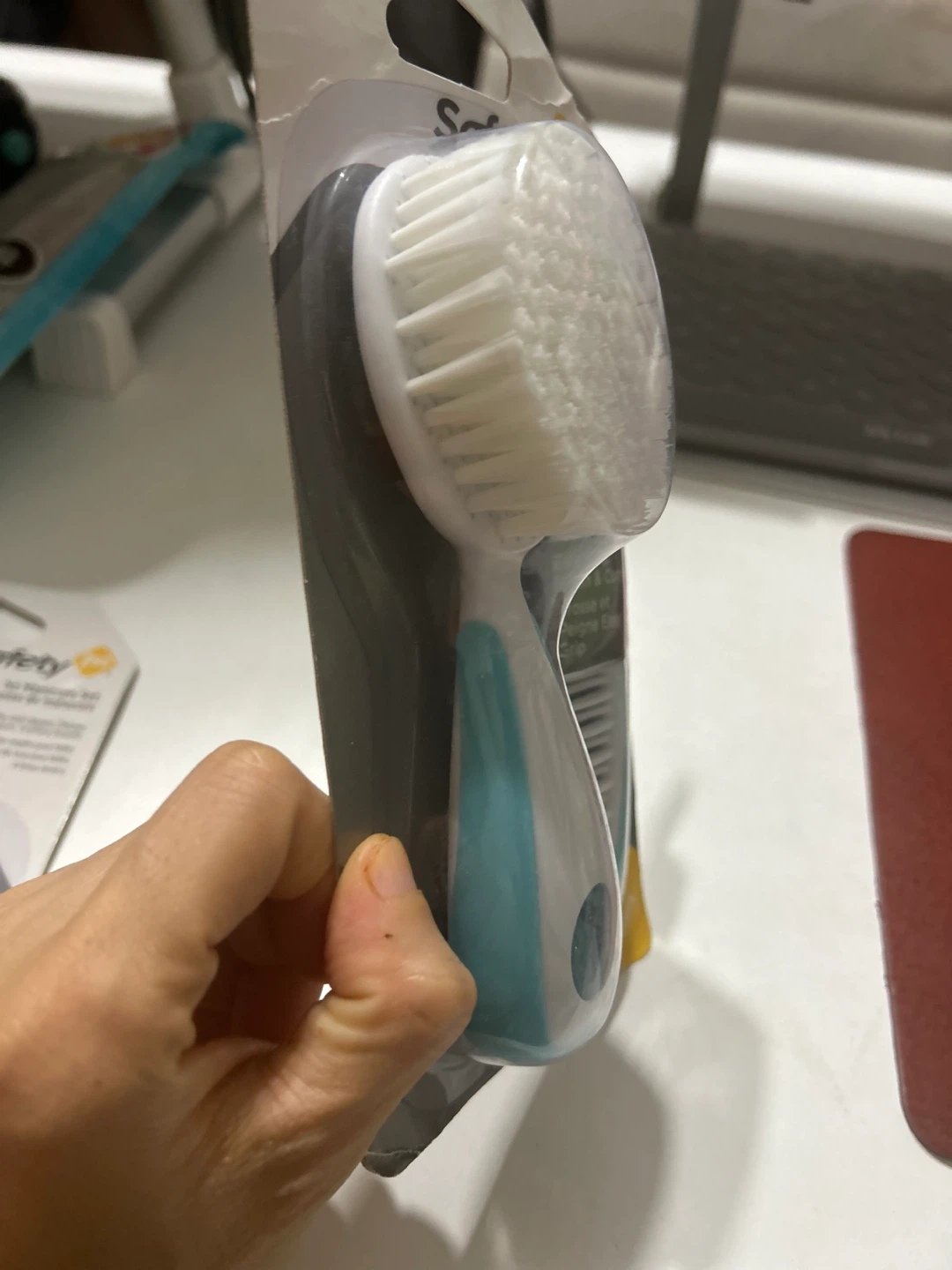 Safety 1st Easy Grip Baby Brush & Comb Set - photo 3