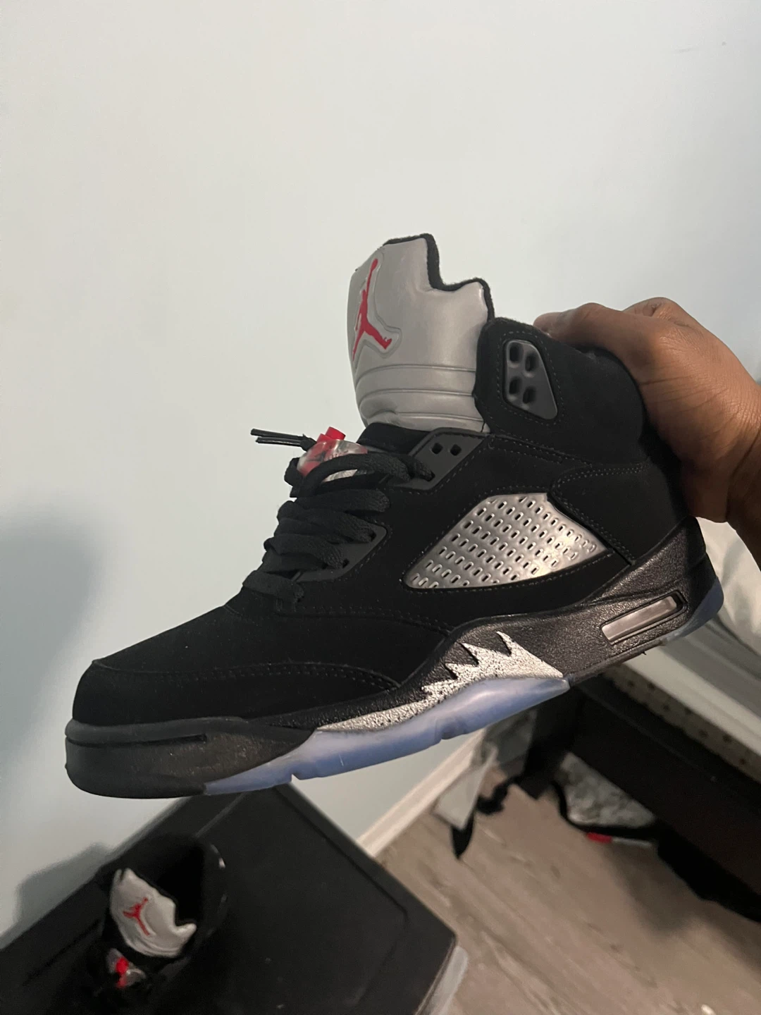 Air Jordan 5 Retro Black Metallic - photo 2