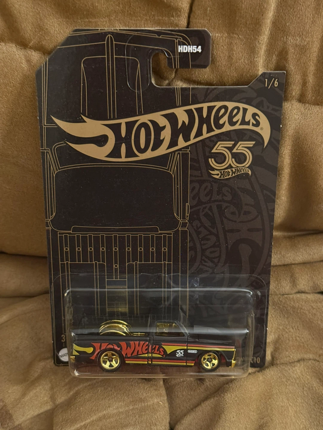 Hot Wheels 55th Anniversary '67 Chevy C10 - photo 3