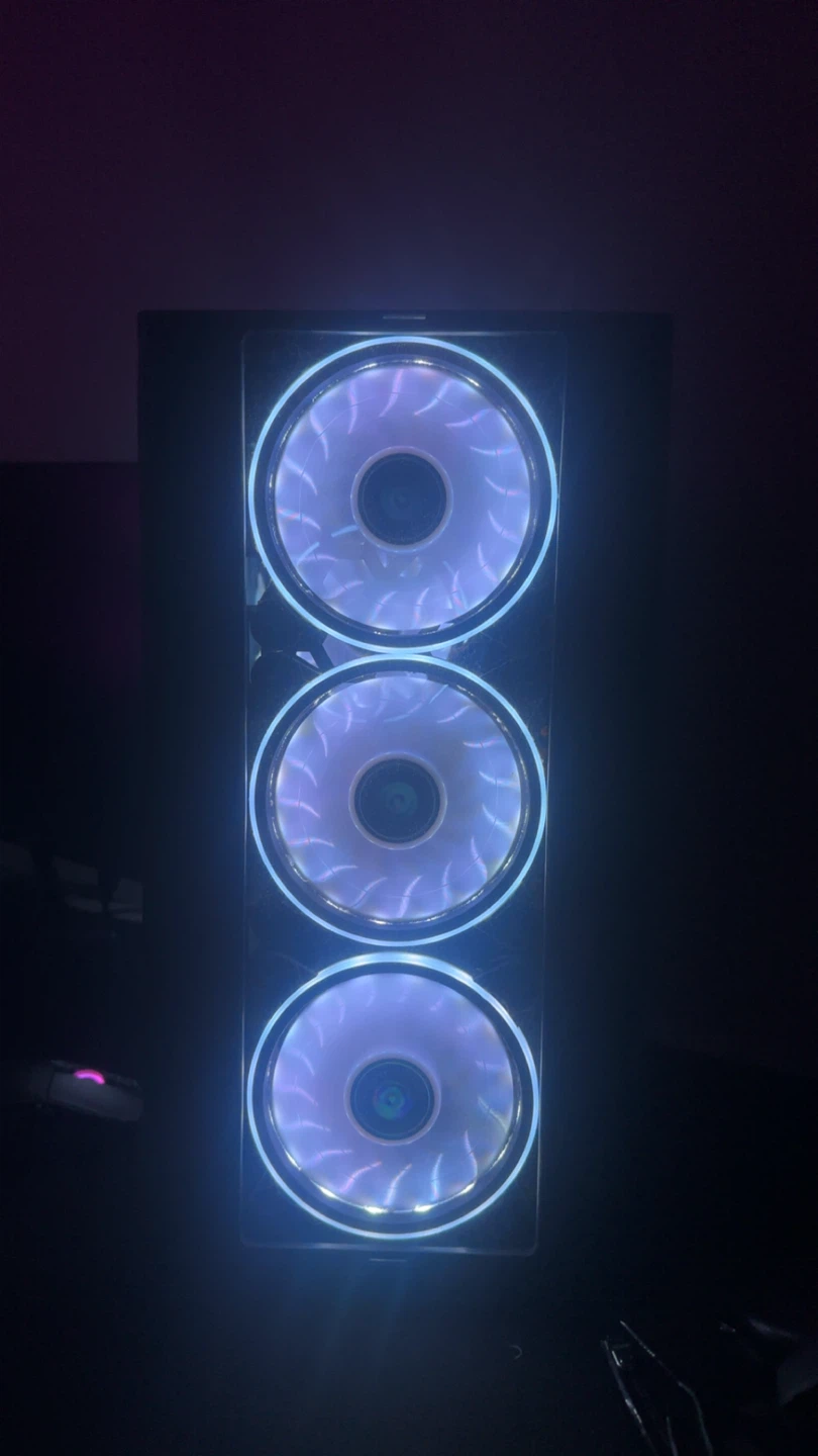 Gaming PC it has Wi-Fi and windows 11 - photo 3