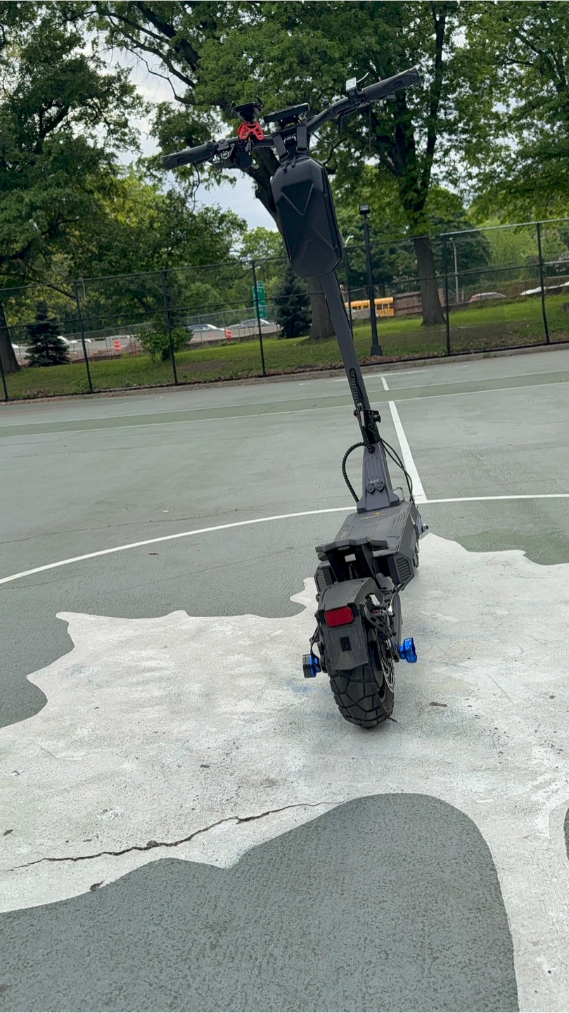 Ausom dt2 pro scooter - photo 3