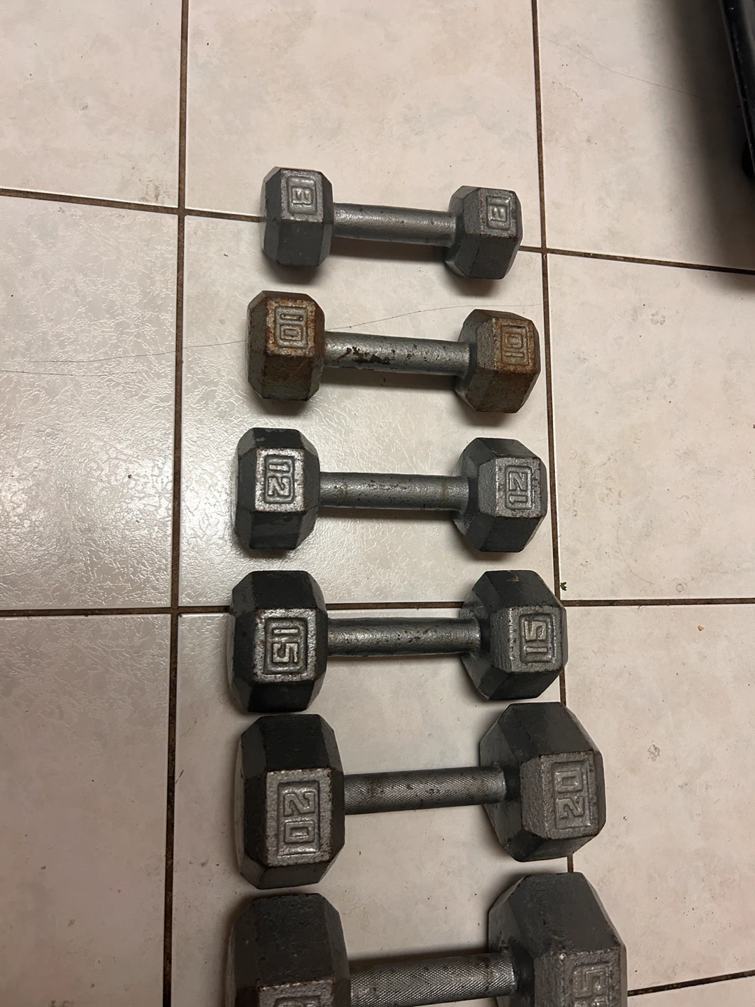 Dumbbell each 1 -5,10,12,15,20,25,40 pick up Scarborough - photo 3
