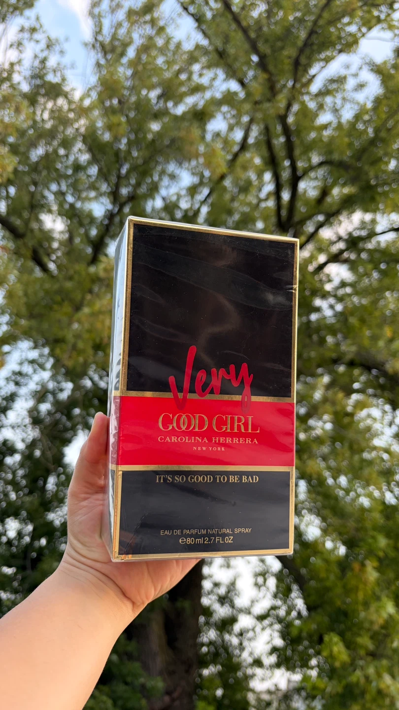 Carolina Herrera Very Good Girl Eau de Parfum 80ml - photo 2