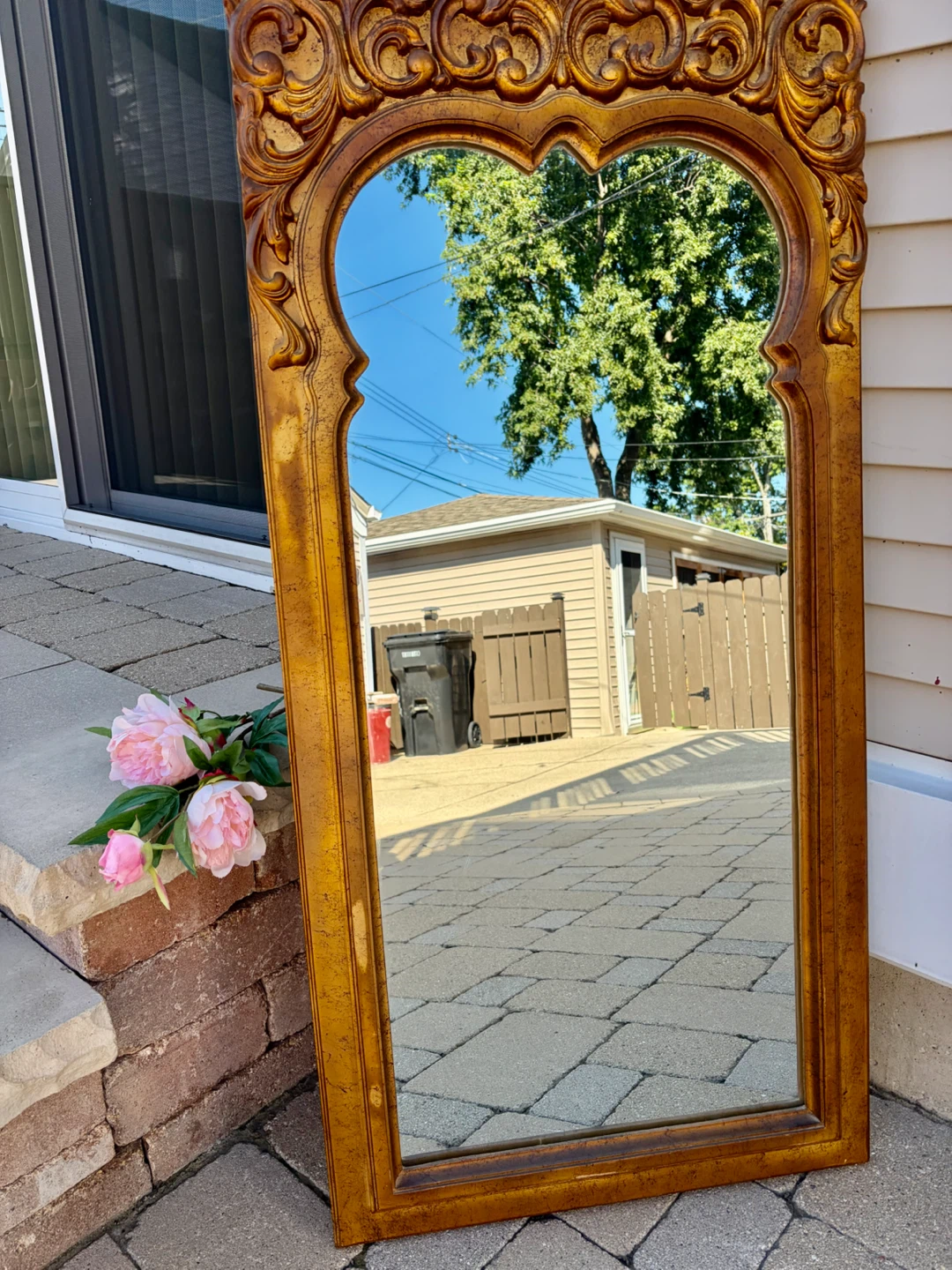 OLD GOLD PRETTY MIRROR