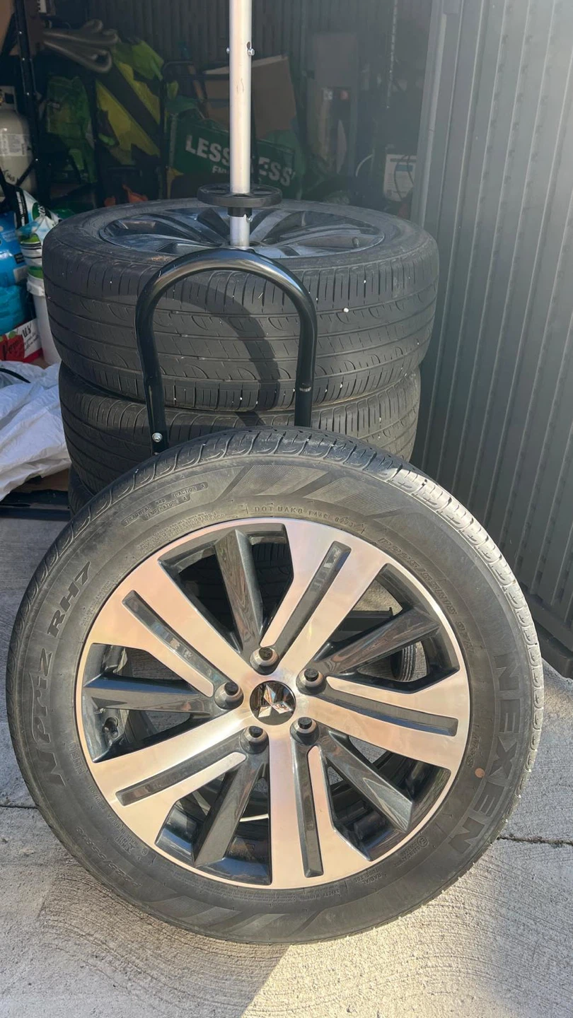 Mitsubishi RVR tires - photo 2
