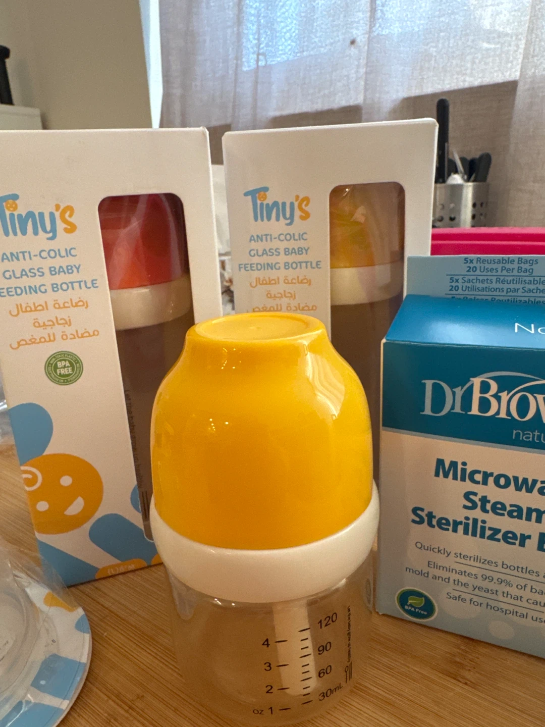 Dr. Brown's Microwave Steam Sterilizer Bags and milk bottles - photo 2