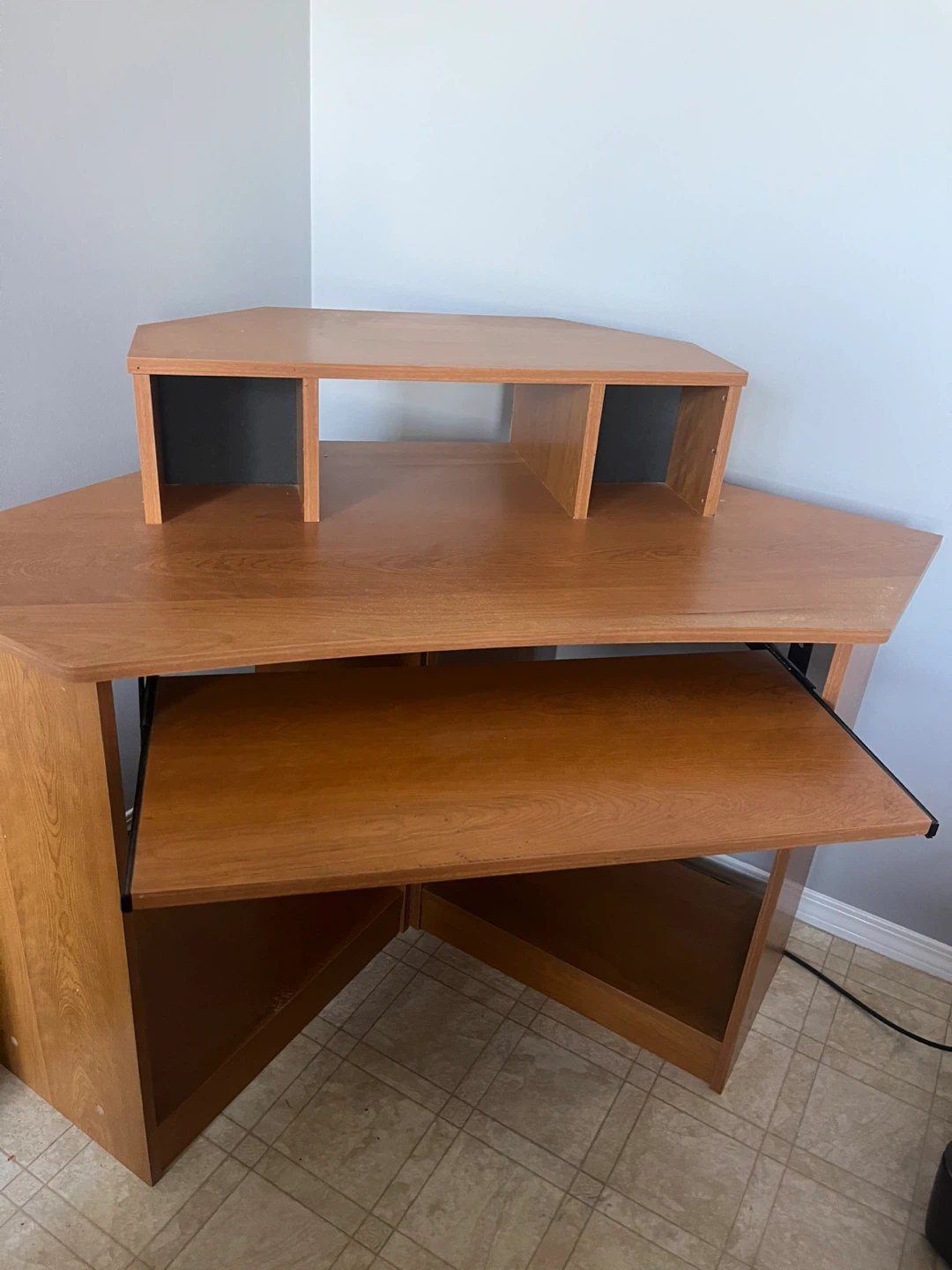 Corner Computer Desk with Hutch - photo 2
