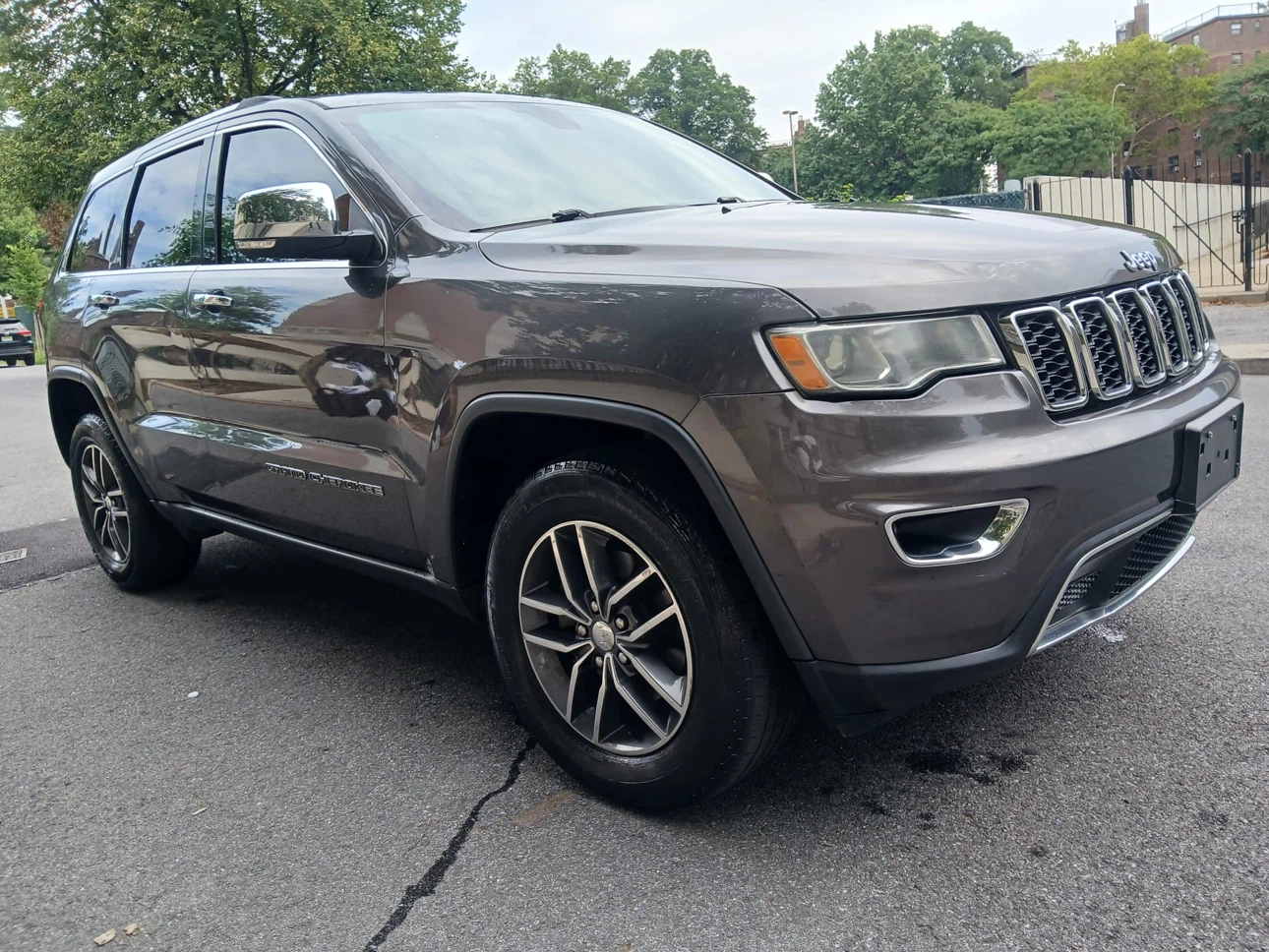 2017 Jeep Grand Cherokee Limited 4x4 - photo 2