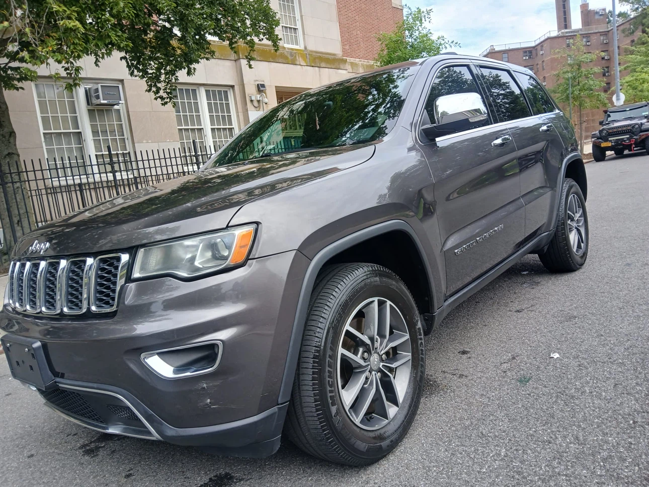 2017 Jeep Grand Cherokee Limited 4x4 - photo 3